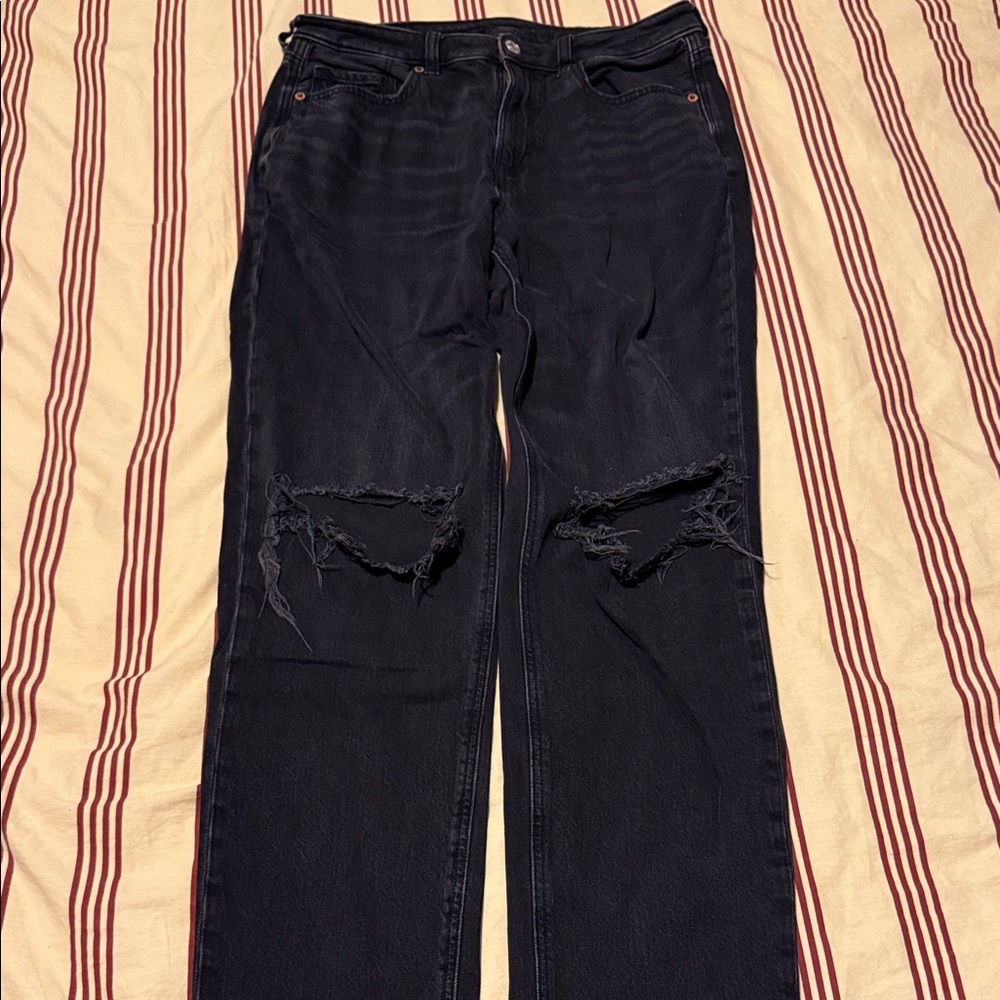 American Eagle Outfitters Black Distressed Boyfriend Jeans